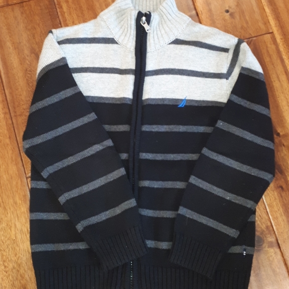 Kids clothes - Picture 5 of 7